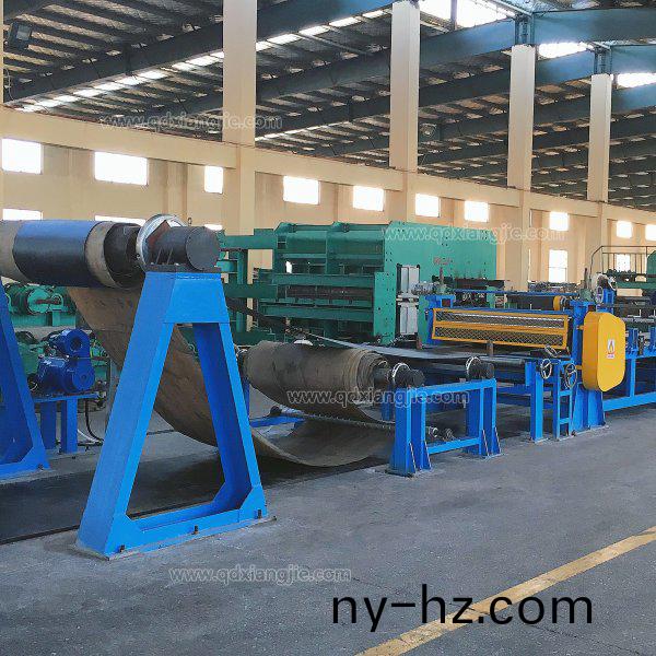 橡(xiang)膠(jiao)輸送(song)帶恆張力(li)成(cheng)型線(xian)