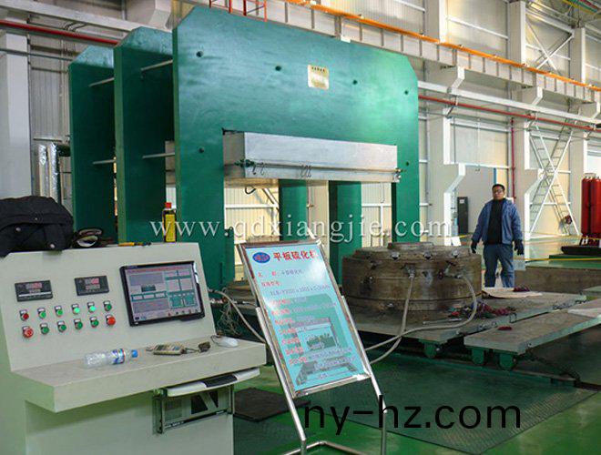 XLB-3000x3000-3000T框式(shi)硫(liu)化(hua)機(jī)(ji)