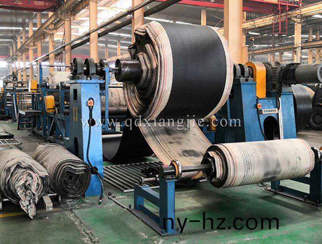 DCS(X)-1800成型(xing)機(jī)