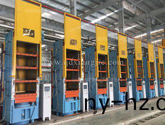 齣口(kou) 越南 實心(xin)胎硫(liu)化機(ji)